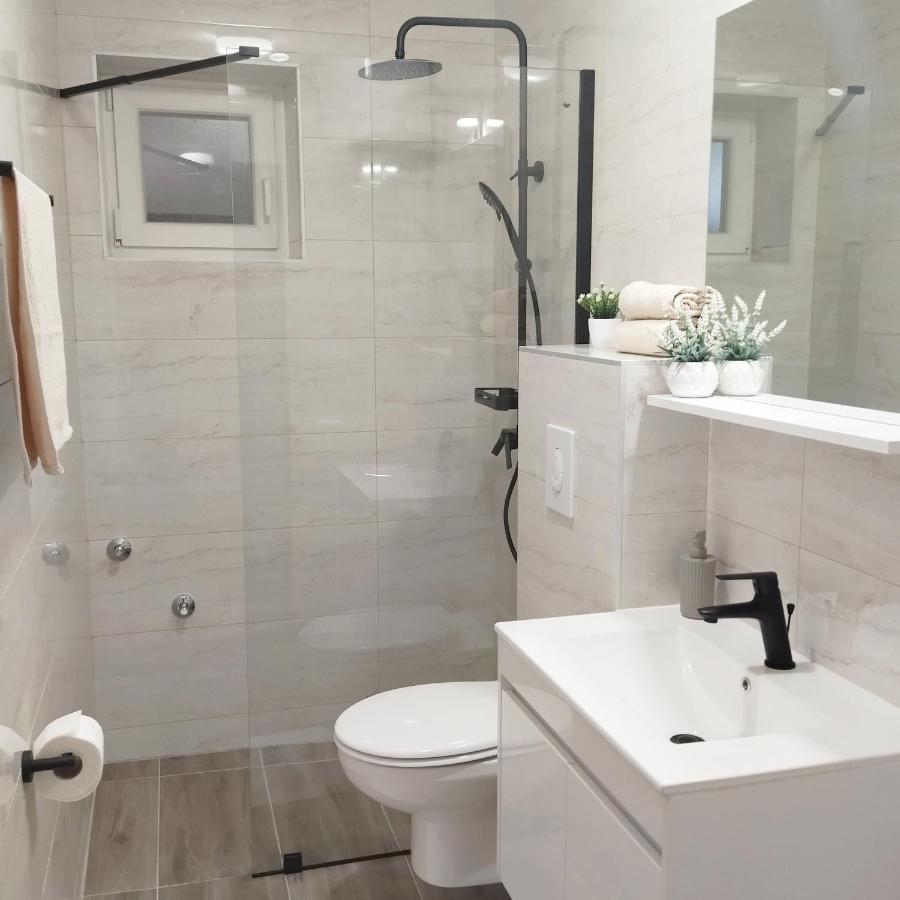Apartmani Frane Neum Exterior foto